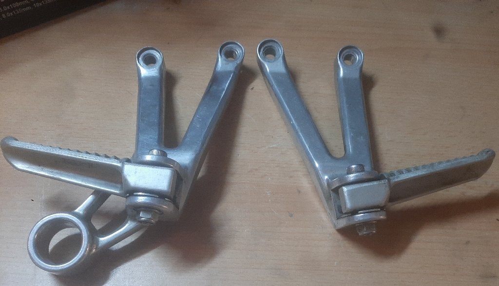 Yamaha R1 Duo voetsteun, Ophalen of Verzenden