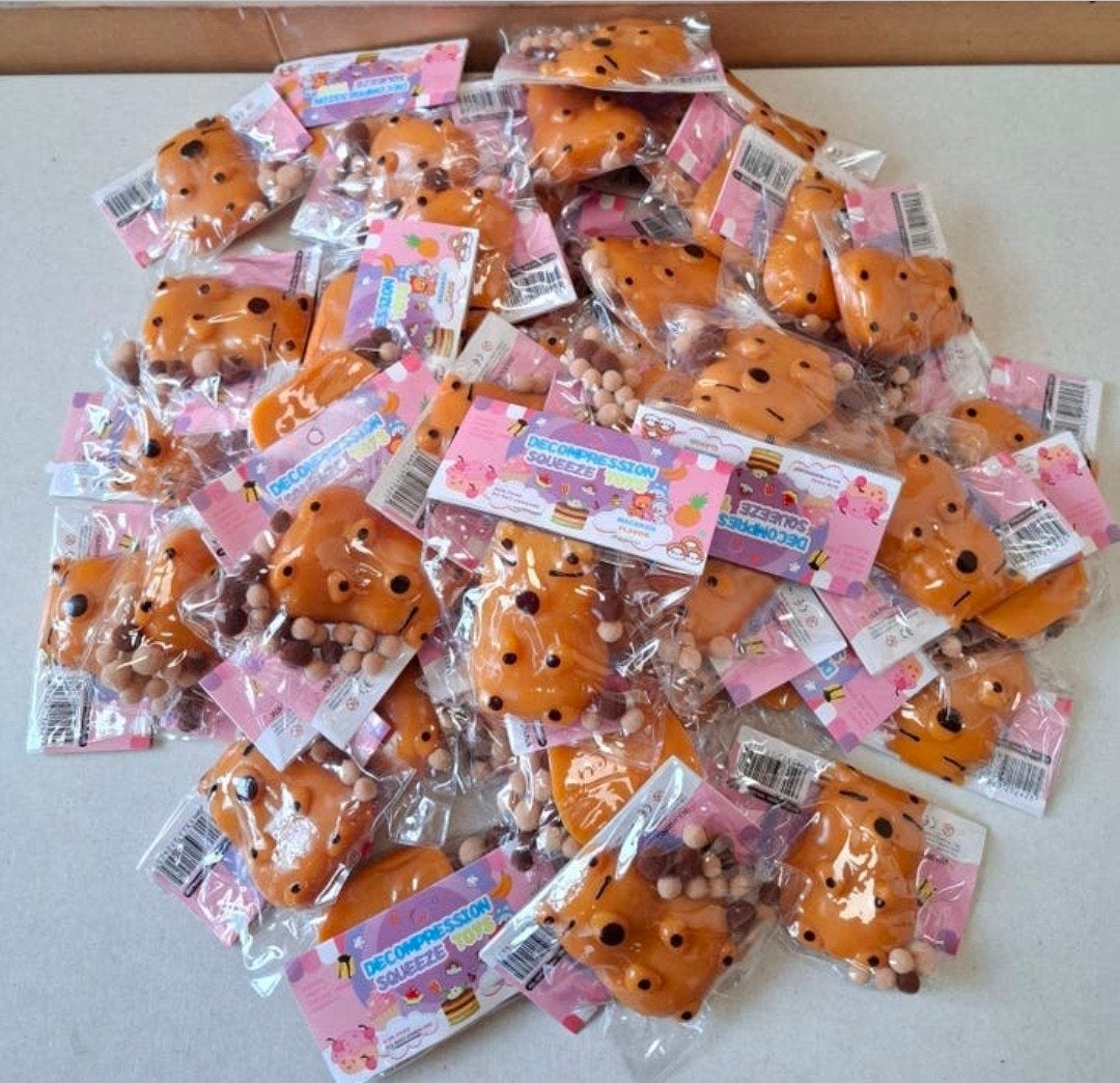 Partij Squishy Capibara 100 stuks € 75,-, ., Jongen of Meisje, Nieuw, Ophalen of Verzenden