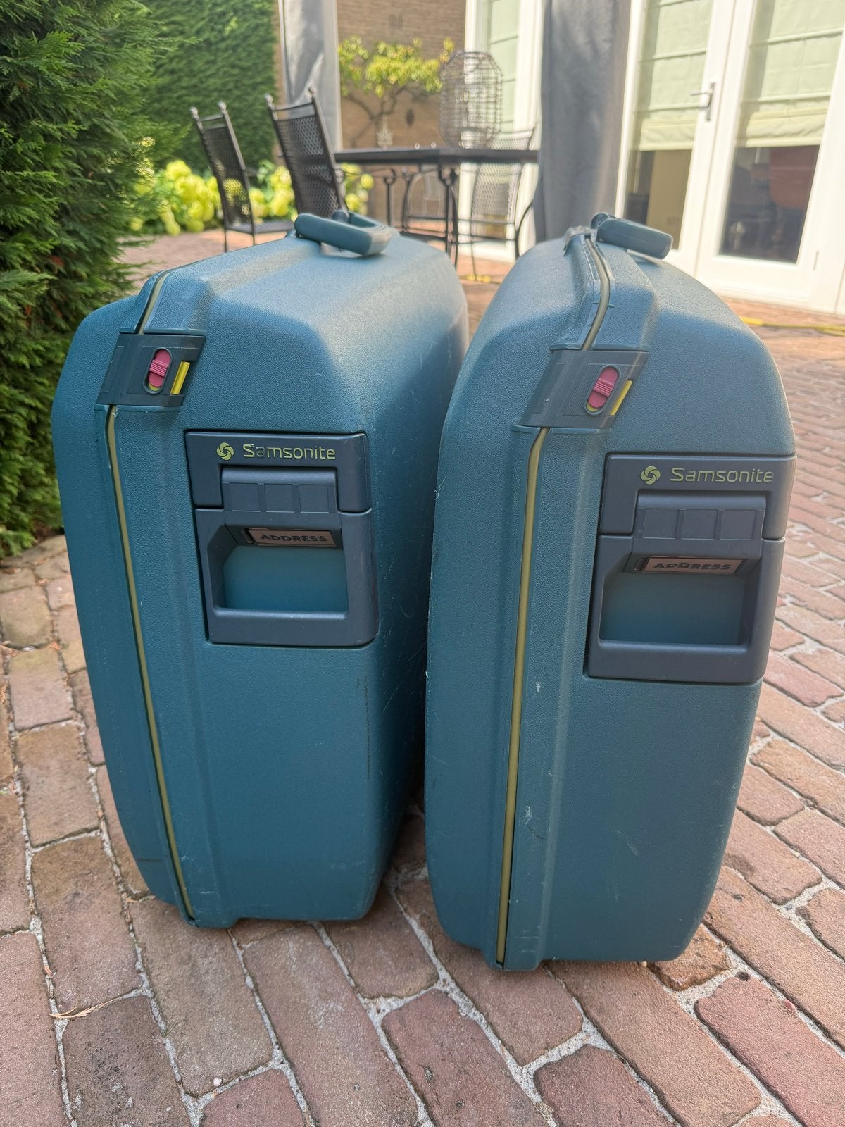 Set van 2 Samsonite koffers - Hard kunststof, Sieraden, Tassen en Uiterlijk, Koffers, Ophalen, Gebruikt, Hard kunststof, Slot