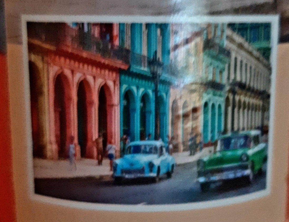 Fotobehang Havana Vieja met klassieke auto's, Huis en Inrichting, Stoffering | Behang, Overige merken, Ophalen of Verzenden, Blauw