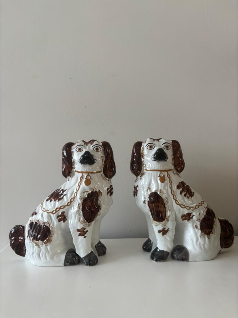 Vintage Staffordshire Honden Beeldjes - Set van 2, Ophalen