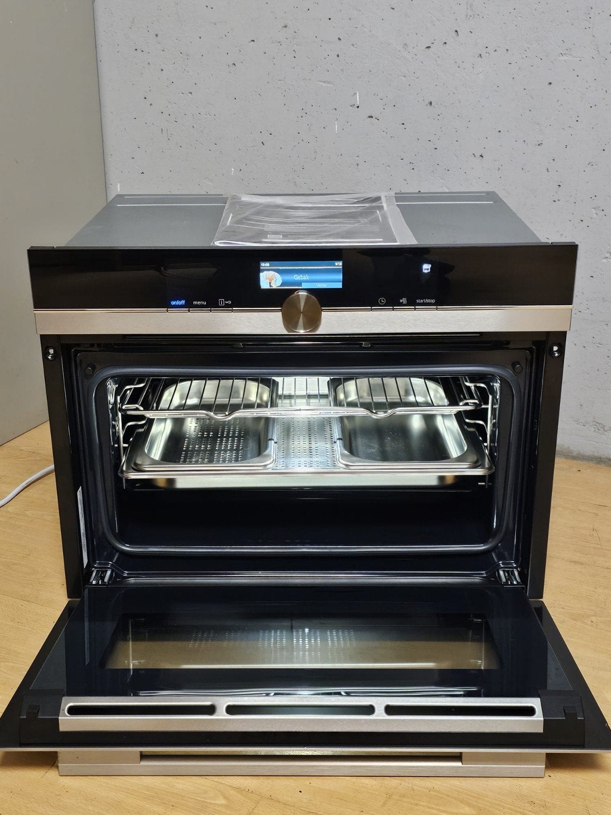 Luxe Siemens inbouw stoom oven
Stoomoven
!!!, Ophalen, Stoom