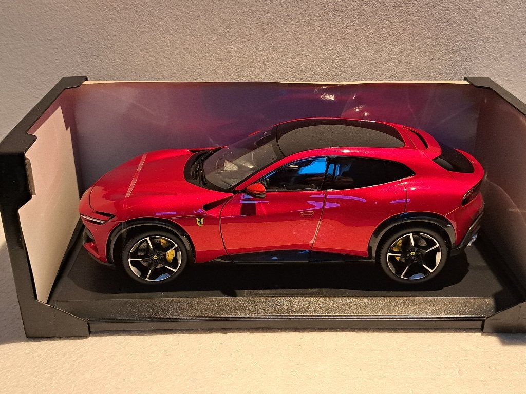 Ferrari Purosangue V12 1/18 Rood Polistil NIEUW, Ophalen of Verzenden, Nieuw, Auto, Overige merken