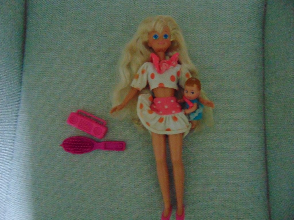 Mattel 1990 Babysitter Skipper Barbie met accessoires, Verzamelen, Ophalen of Verzenden, Gebruikt, Pop
