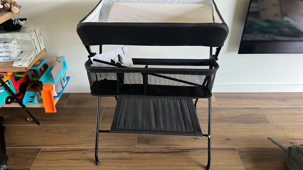 Costway SafePlus aankleedtafel/verschoontafel, Kinderen en Baby's, Boxen, Ophalen, Zo goed als nieuw