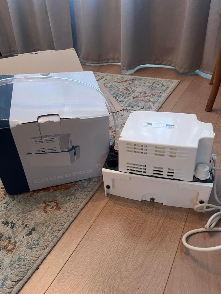Grundfos condenspomp, Ophalen, Zo goed als nieuw, Overige typen
