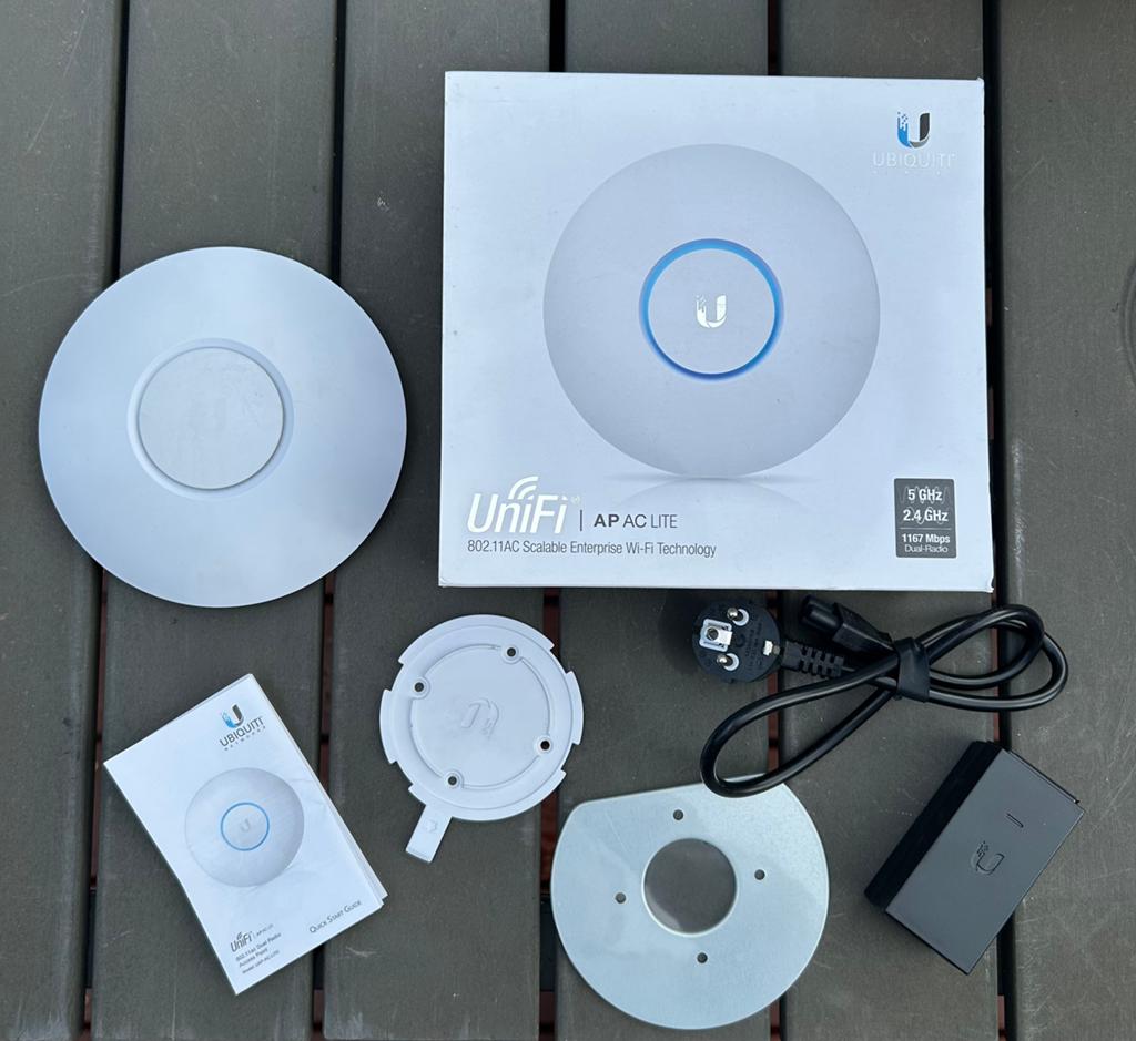 Ubiquiti UniFi AP AC Lite Access Point, Computers en Software, Accesspoints, Gebruikt, Ophalen