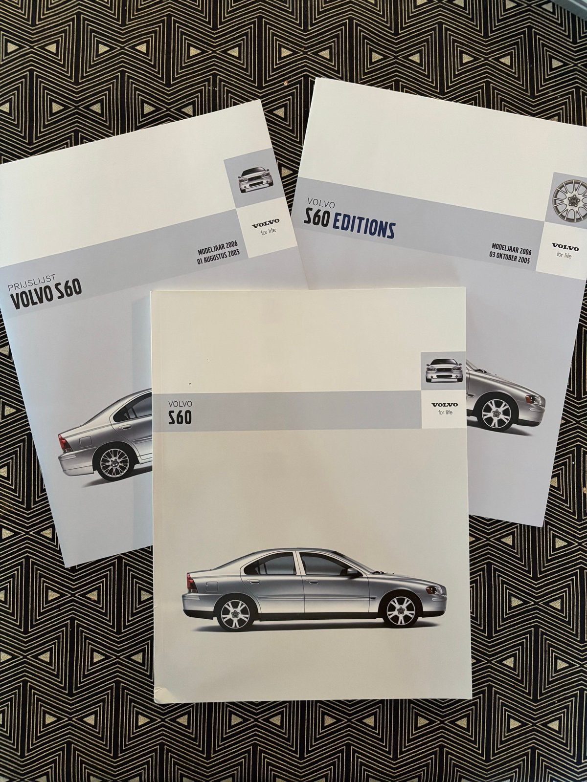 Volvo S60 Prijslijst en Editions brochures (2006), Verzenden, Zo goed als nieuw, Volvo