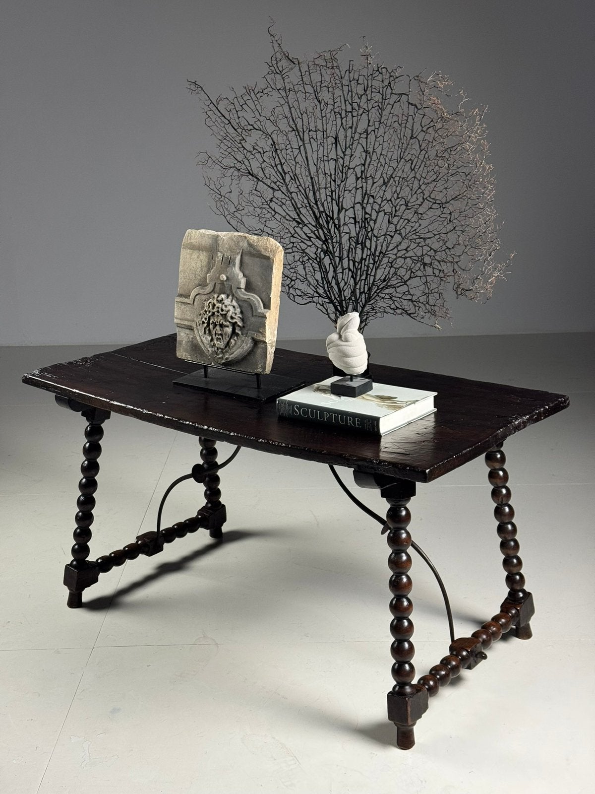 Spaanse tafel 18e eeuw antiek
