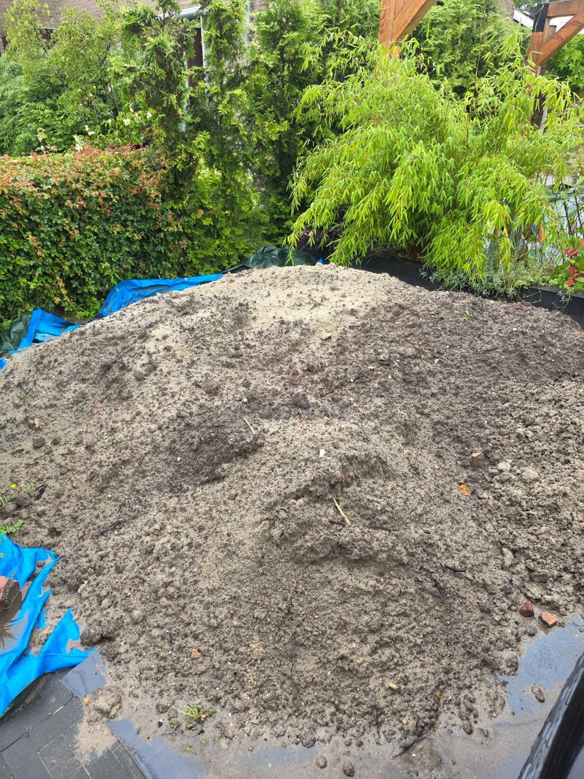 Gratis ophoogzand/tuinaarde af te halen (~3m3), Ophalen, Ophoogzand