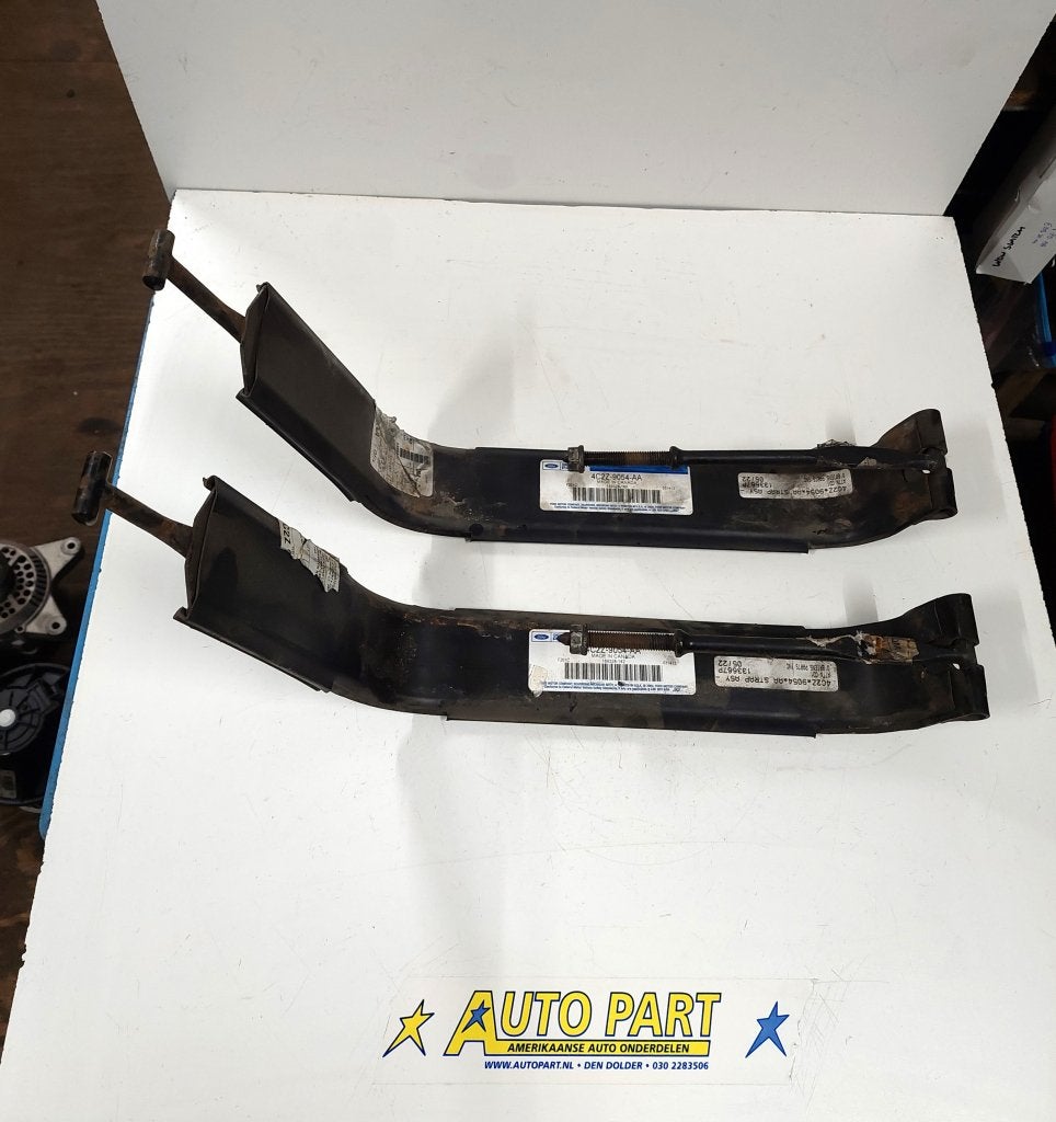 Ford Econoline benzinetank beugel 1992-2010, Gebruikt, Info@kwparts.com, KWparts, Amerikaanse onderdelen