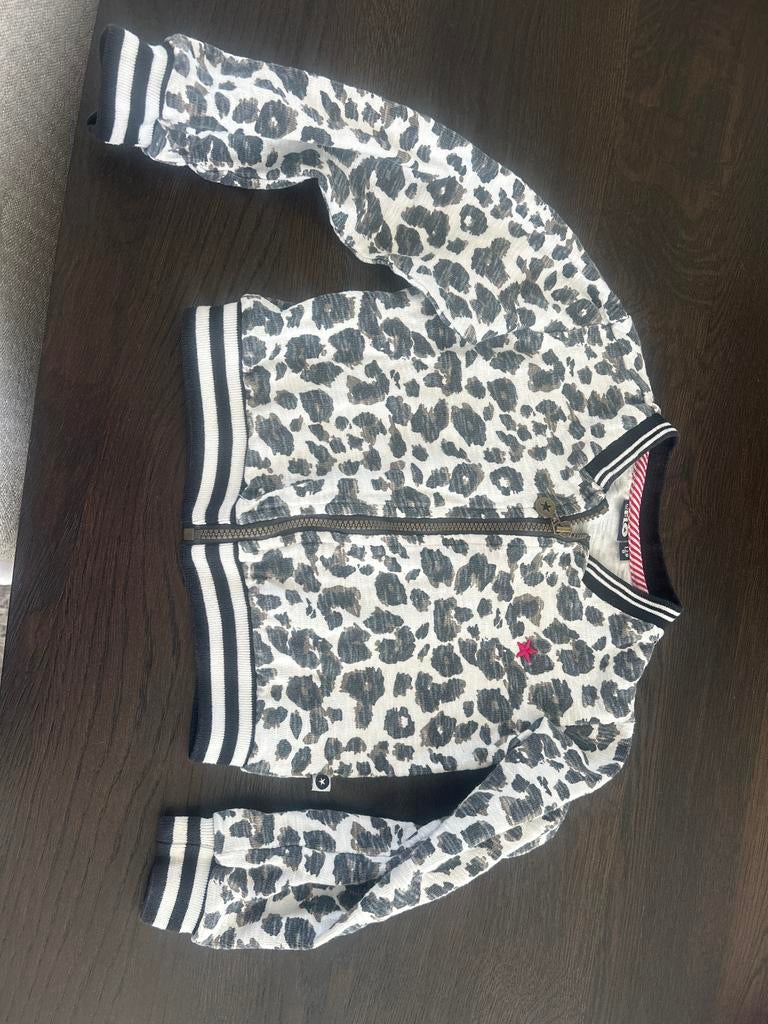 Like Flo tussenjasje/vest met panterprint, maat 128, Ophalen of Verzenden, Gebruikt, Meisje, Trui of Vest