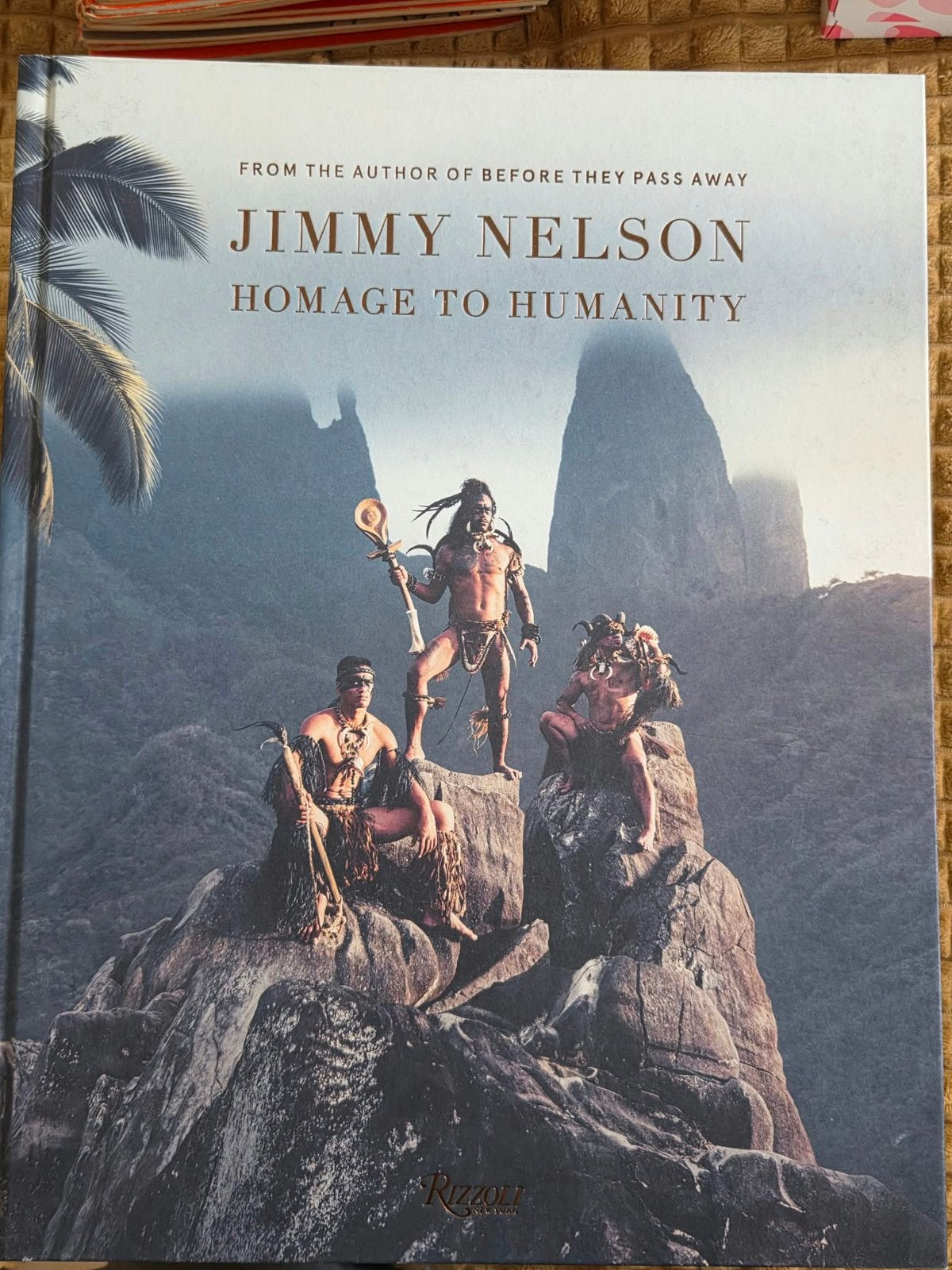 Jimmy Nelson - Homage to Humanity (Inclusief VR-bril), Ophalen, Zo goed als nieuw, Fotografen