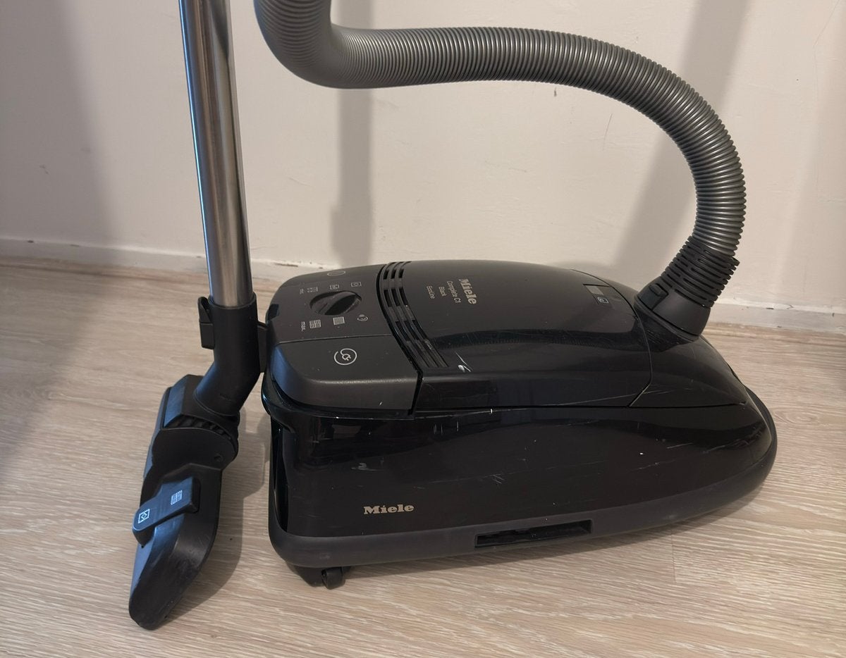 Miele stofzuiger, Gebruikt, Miele, Steelstofzuiger, Ophalen
