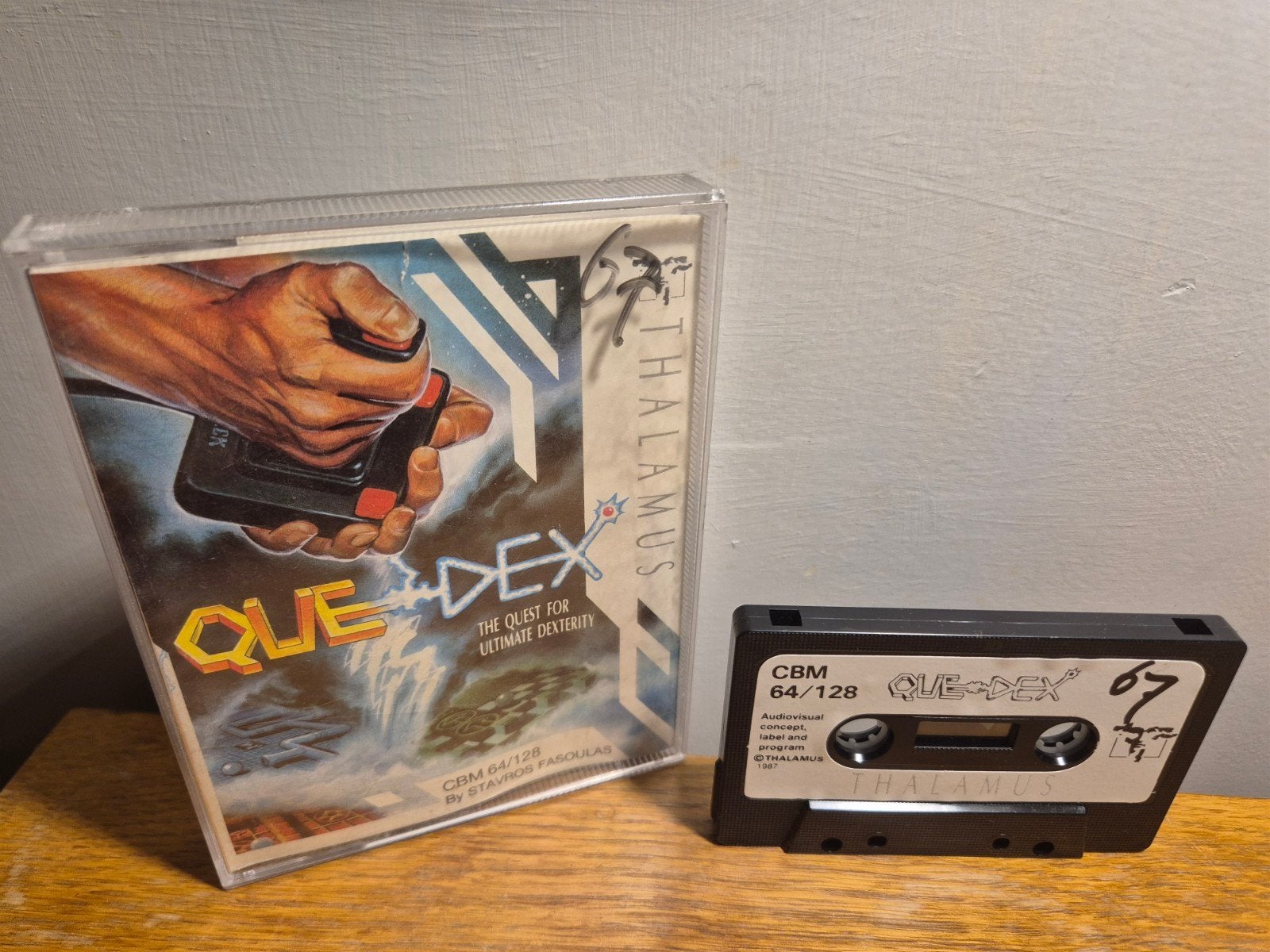 Que-Dex Commodore 64, Ophalen of Verzenden