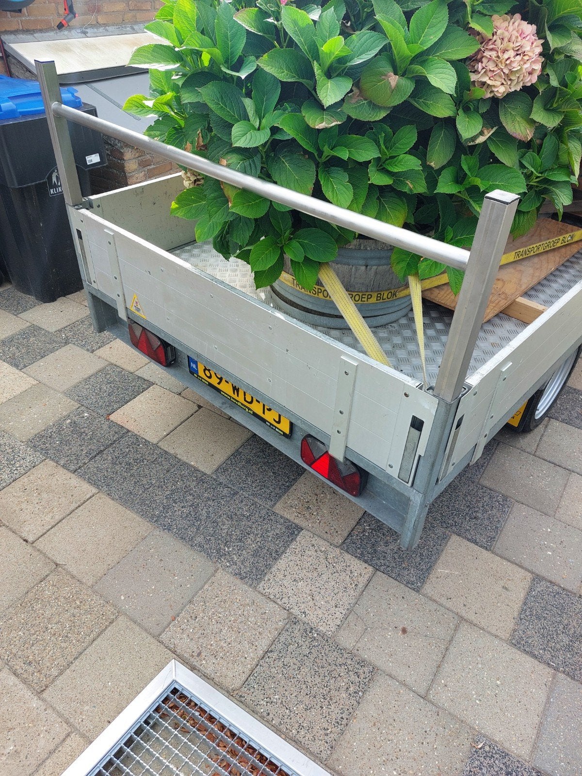 RVS Achterhek Anssems PSX voor vervoer lange lengtes, Ophalen