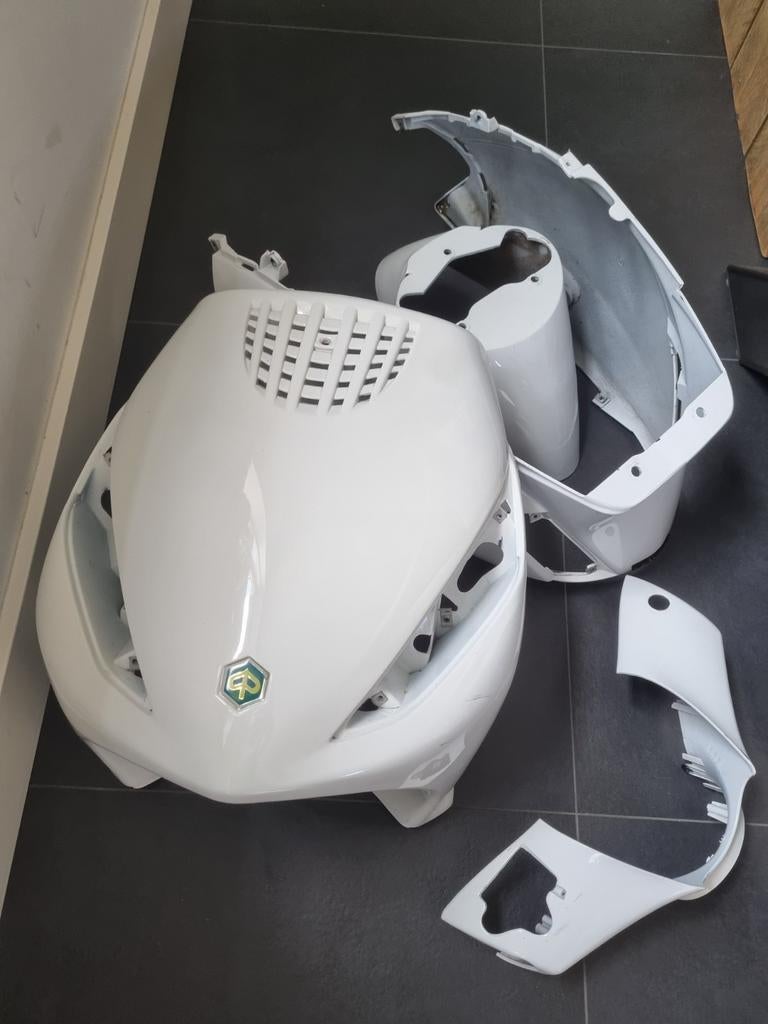 Piaggio Zip SP Kappen Set Wit, Ophalen, Zo goed als nieuw, Kap, Piaggio