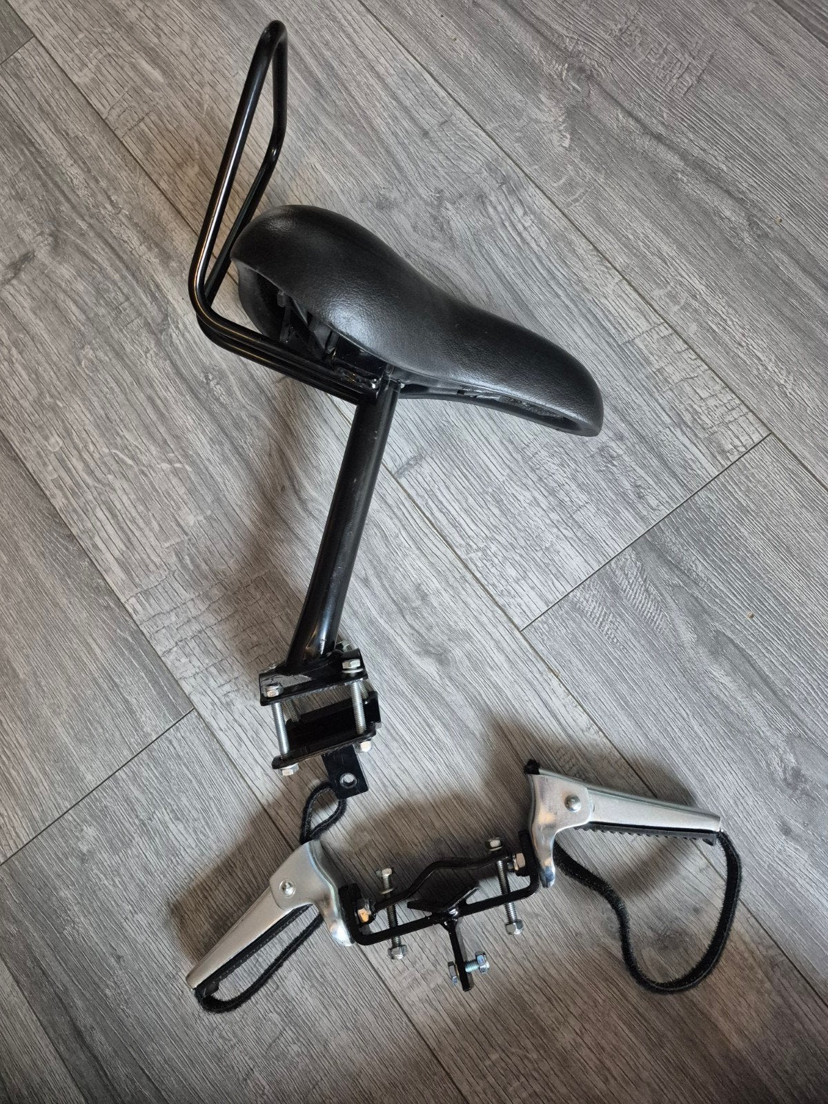 Zadel voor stang fiets, Fietsen en Brommers, Ophalen, Gebruikt, Voorzitje, Voetsteuntjes