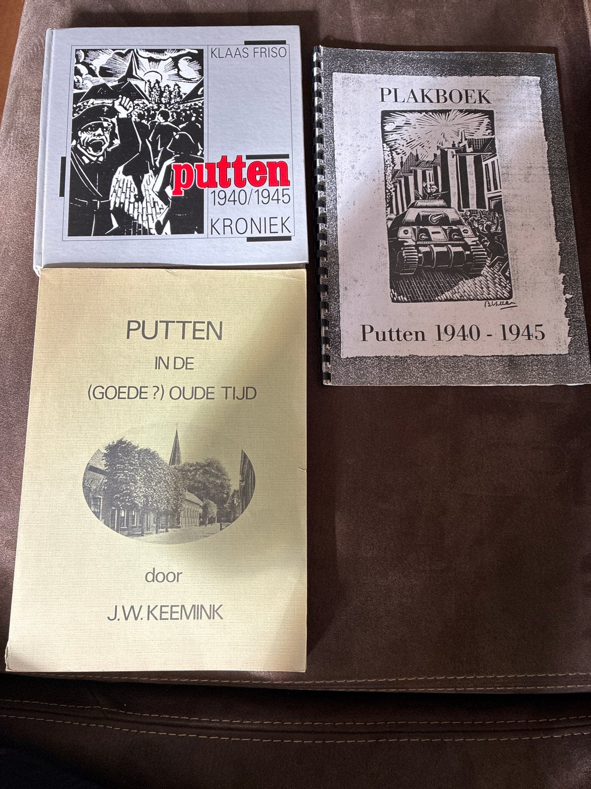 Boeken over Putten: Kroniek, Plakboek, Oude Tijd, Ophalen of Verzenden, Tweede Wereldoorlog, Gelezen, Overige onderwerpen