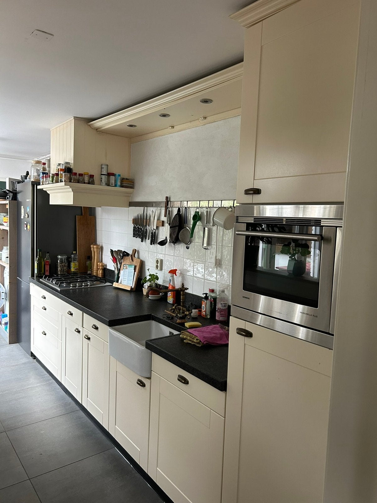 Landelijke keuken | Demonteren 9, 15 of 16 augustus., Ophalen, Gebruikt, Graniet of Steen, Enkelwandige keuken