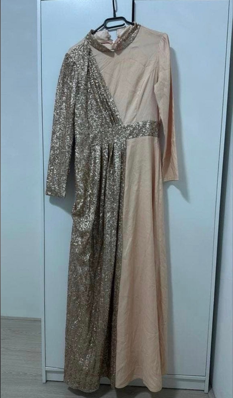 Galajurk, Kleding | Dames, Jurken, Beige, Maat 42/44 (L), Ophalen of Verzenden, Zo goed als nieuw