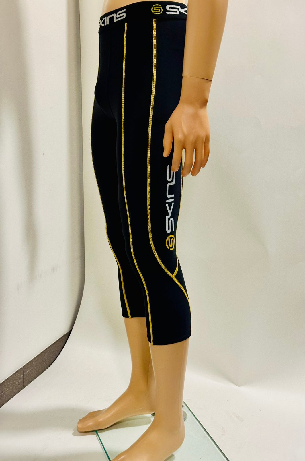 Sportkleding tight hardloopbroek maat M Skins fetish lycra, Maat 48/50 (M), Zwart, Ophalen of Verzenden, Zo goed als nieuw
