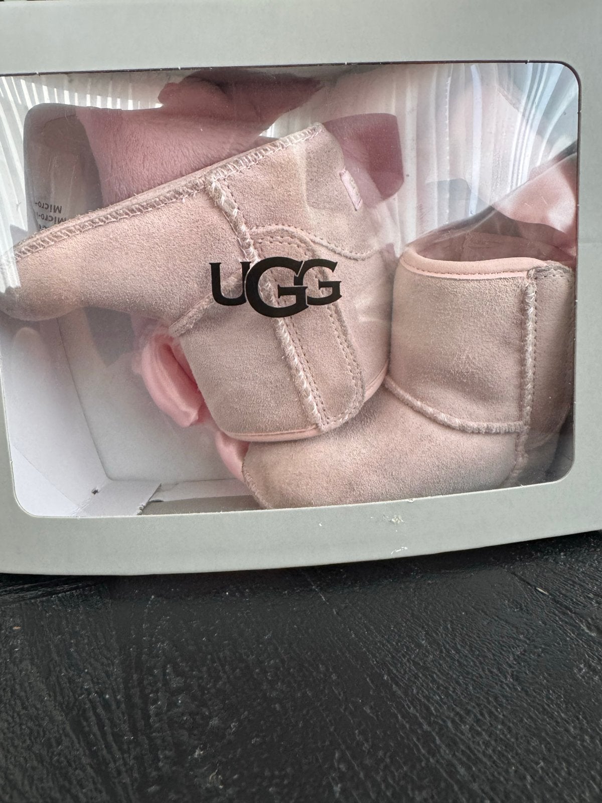 Baby UGG slofjes met dekentje - Roze (0-6 maanden), Ophalen of Verzenden, Nieuw, Meisje