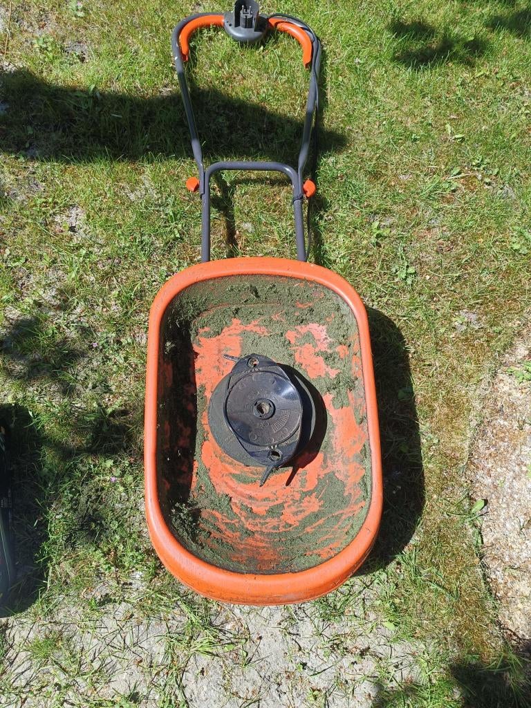 Flymo microlite 28 zweefmaaier, Tuin en Terras, Grasmaaiers, Ophalen, Gebruikt, Elektrische grasmaaier, Minder dan 30 cm