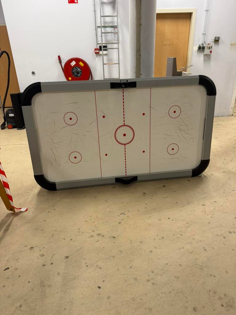 Airhockey, Ophalen, Zo goed als nieuw, Switch