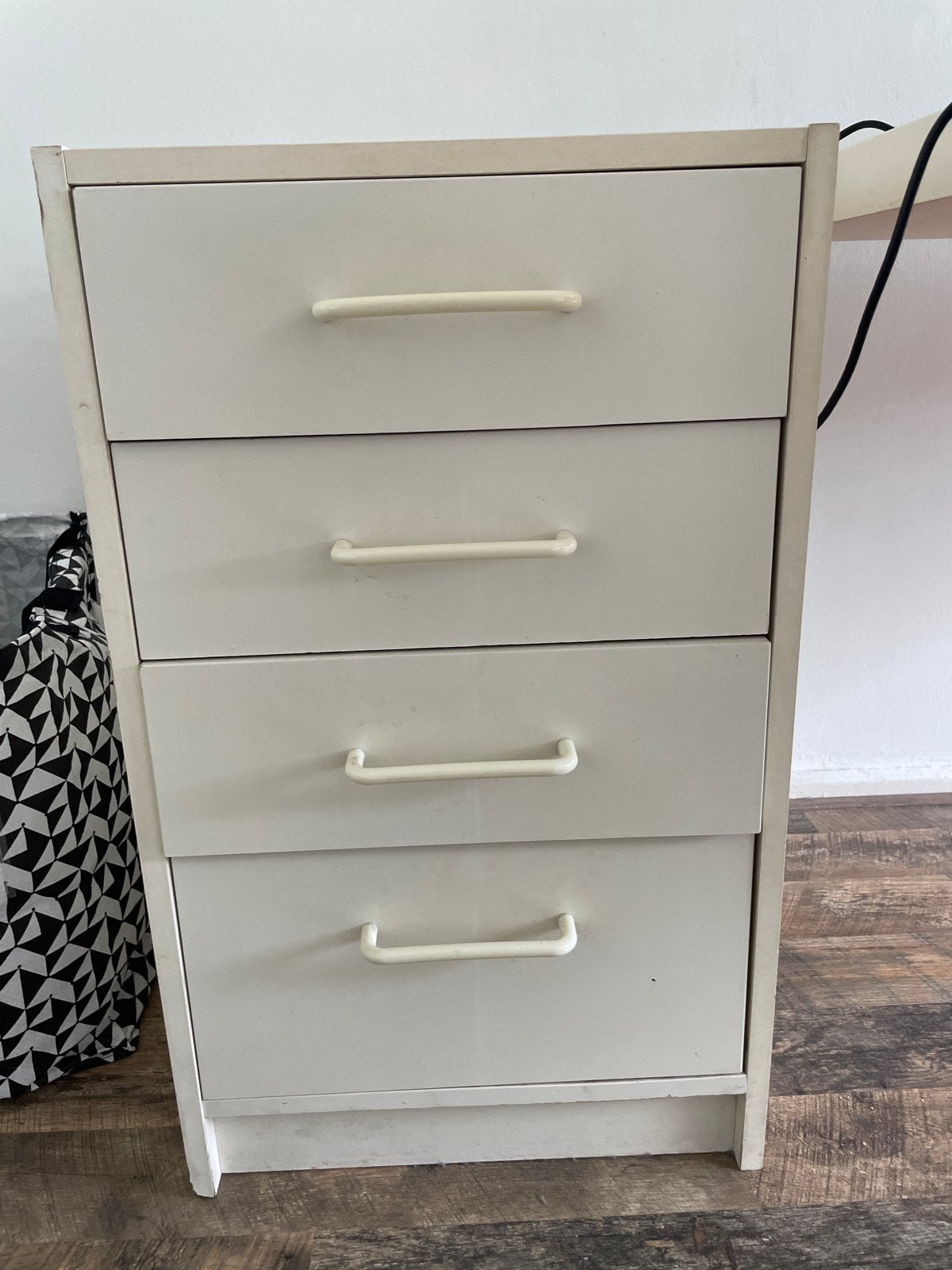 Ladekast met 4 lades - Gratis af te halen, Ophalen, Minder dan 50 cm, Gebruikt, 3 of 4 laden