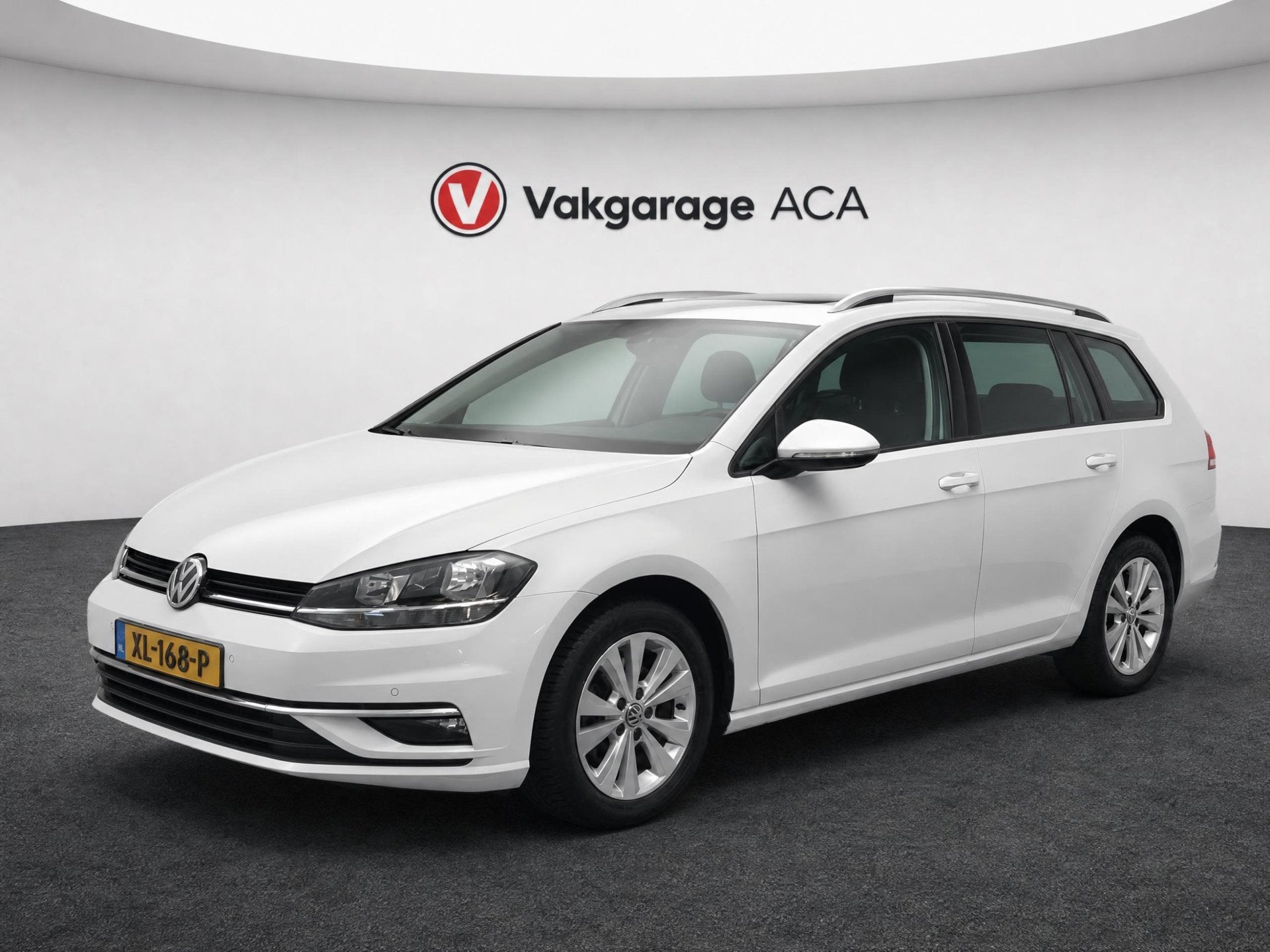 Foto 3 van Volkswagen Golf Variant 1.0 TSI Comfortline Business // ADAP