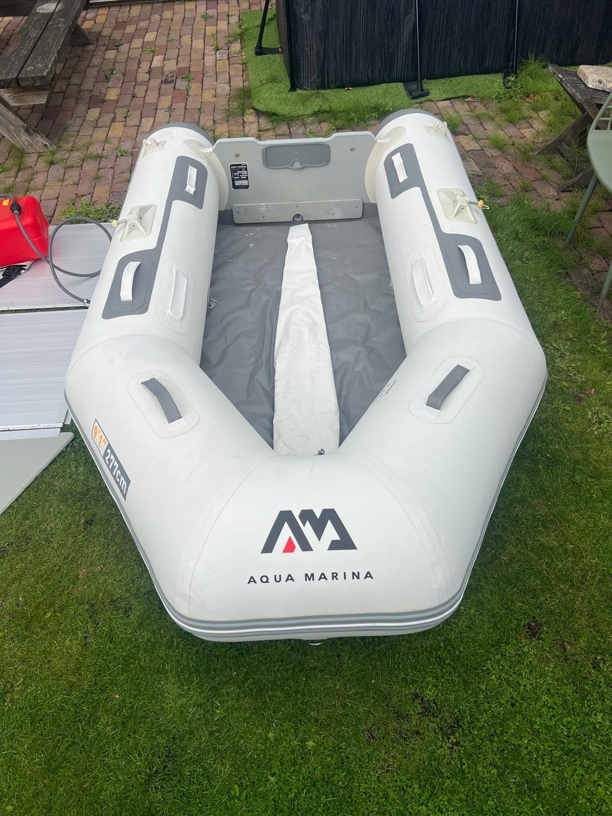 Foto 2 van Aqua Marina opblaasboot met Mercury 4-takt buitenboordmotor
