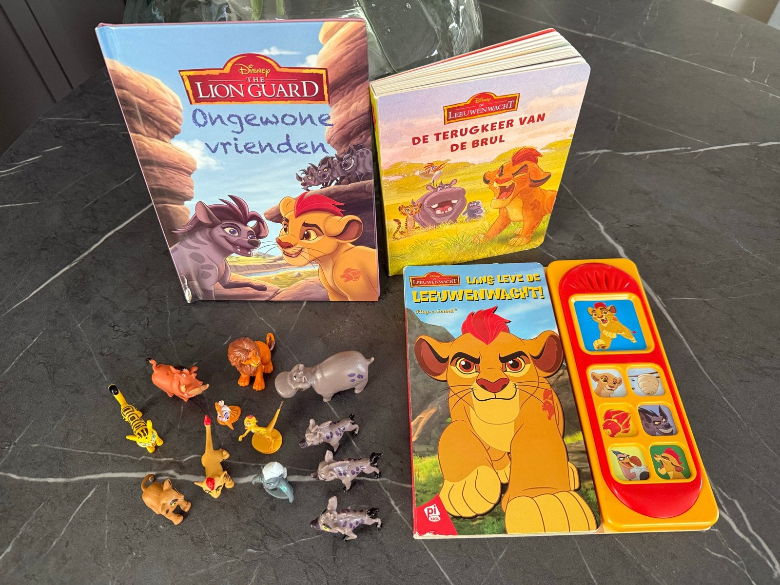De Leeuwenwacht boeken en figuren set, Ophalen of Verzenden, Zo goed als nieuw, Overige typen, Met geluid