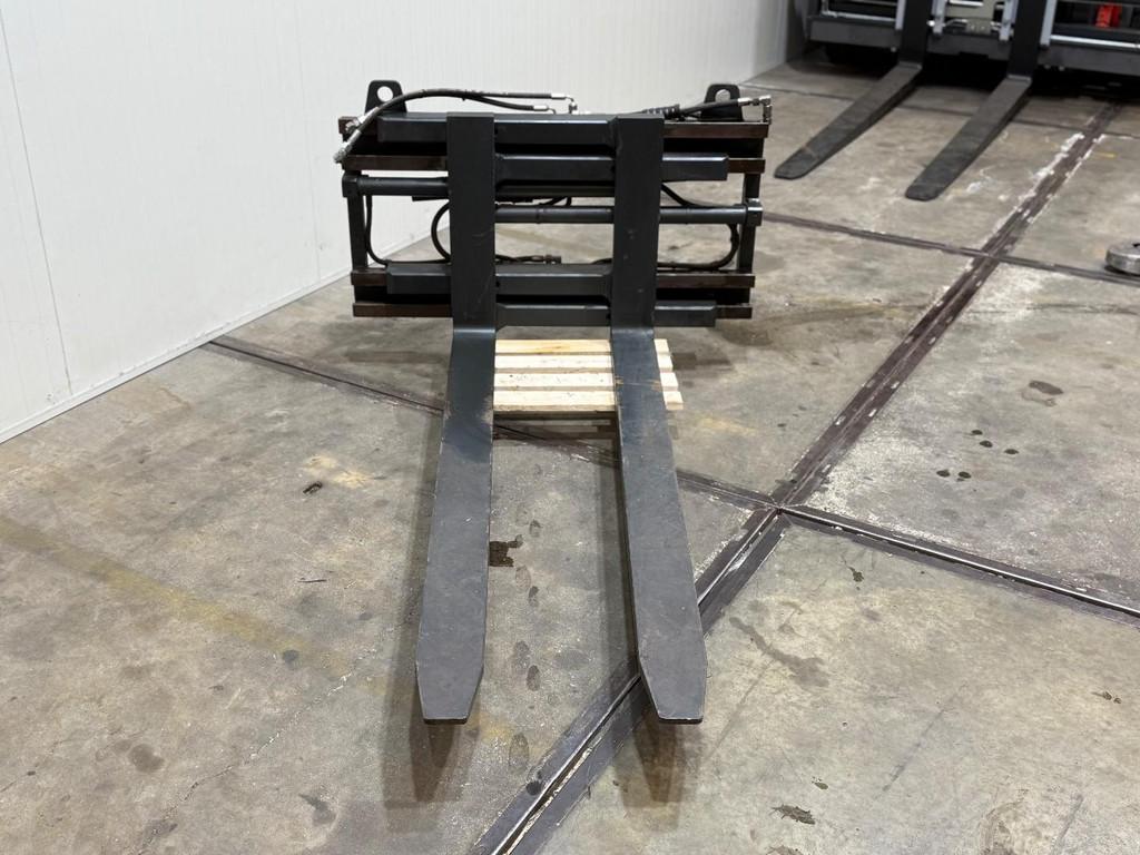 KAUP Vorkversteller 2500KG Sideshift Klem functie Fem2 HL120, Zakelijke goederen, Machines en Bouw | Heftrucks en Intern transport