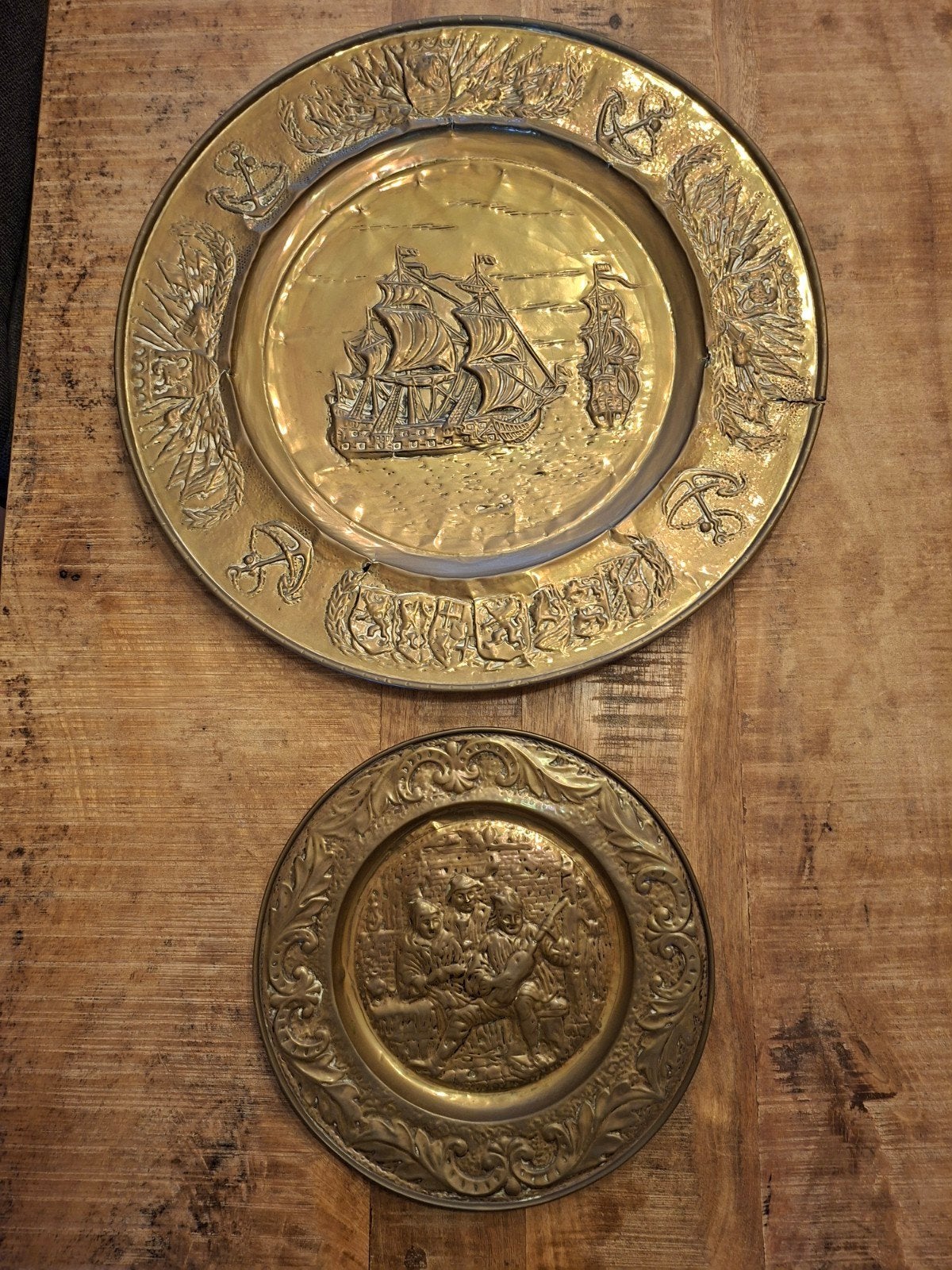 Vintage Koperen/Messing Reliëfborden - Zeilschip & Taveerne, Antiek en Kunst, Ophalen of Verzenden