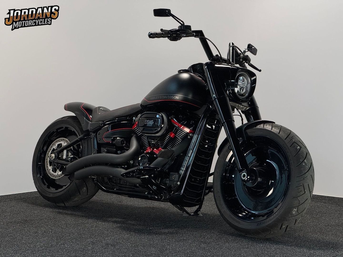 HARLEY-DAVIDSON FAT BOY 114 FLFBS SOFTAIL (bj 2018), 2 cilinders, HARLEY-DAVIDSON, Chopper, Bedrijf