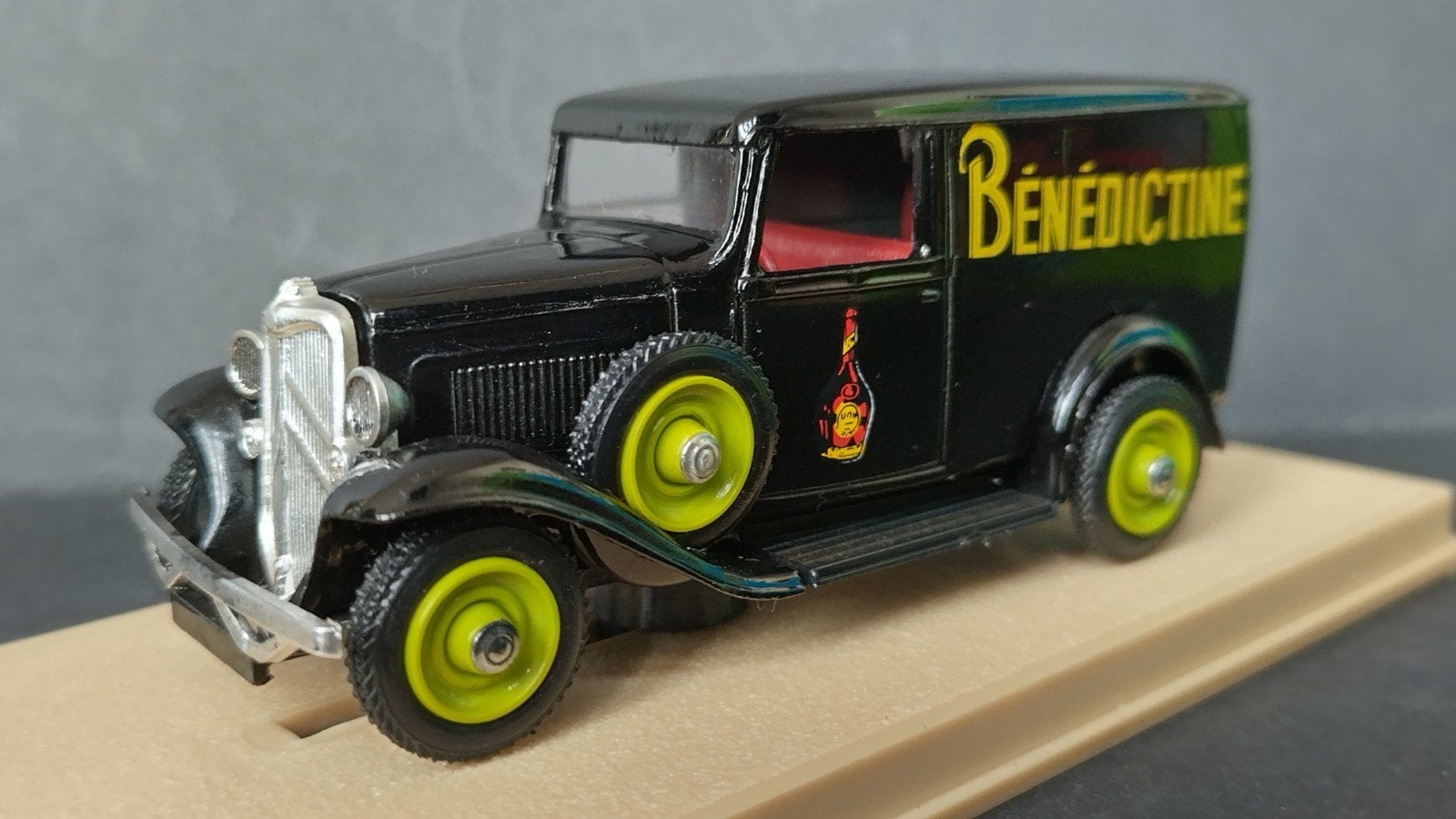Citroen 500 Kgs 1934 Benedictine 1:43 Eligor Pol, Overige merken, Auto, Verzenden, .