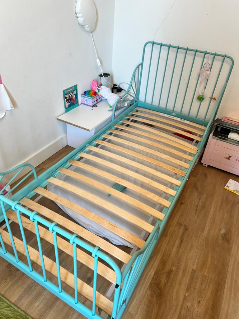 Ikea Minnen meegroeibed, Kinderen en Baby's, Kinderkamer | Bedden, Ophalen, 85 tot 100 cm, Gebruikt, Lattenbodem