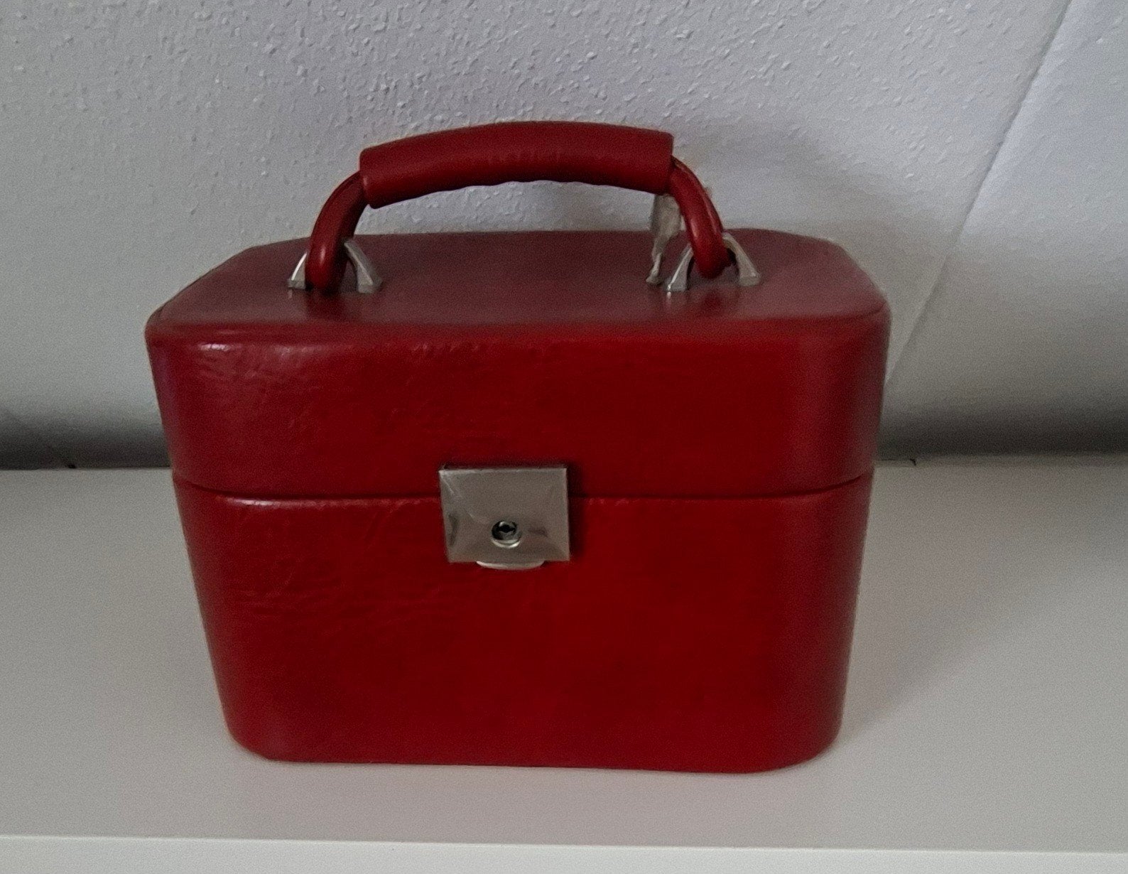 Mooie leren beautycase, Ophalen, Gebruikt, Met slot, Hardcase