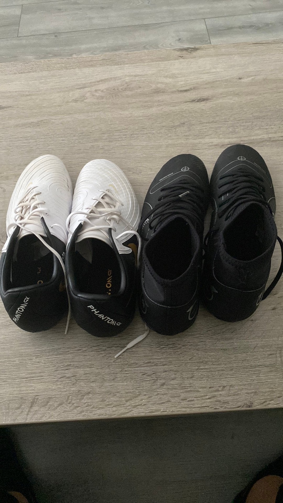 Voetbal schoen, Seizoenskaart, Eén persoon