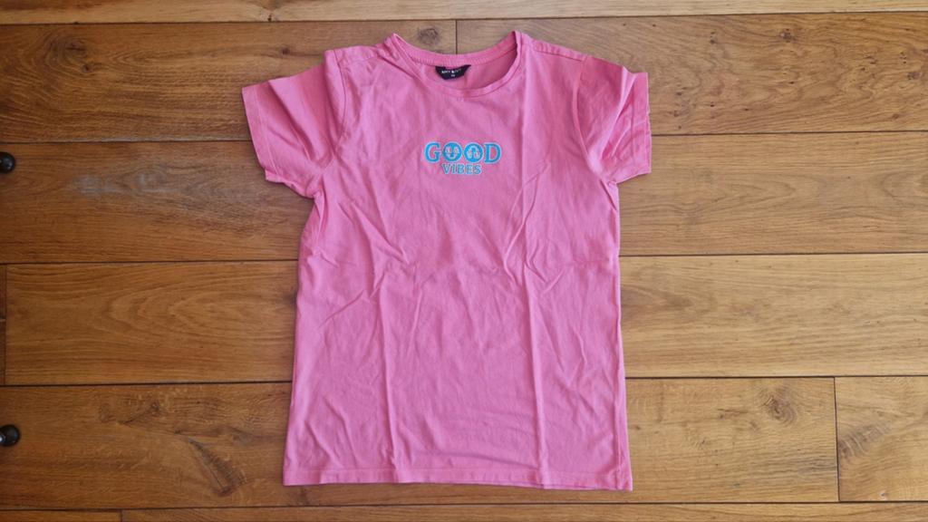 Amy & Ivy roze T-shirt met 'Good Vibes' opdruk, Kleding | Dames, T-shirts, Ophalen of Verzenden, Korte mouw, Roze, Maat 34 (XS) of kleiner