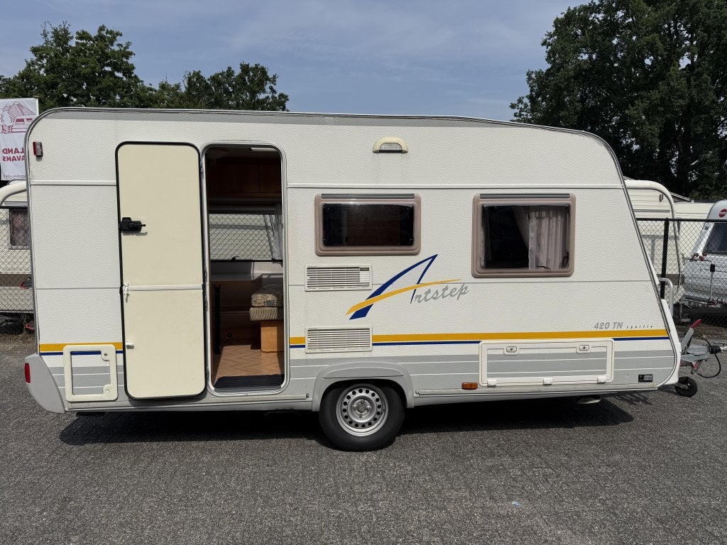 Bürstner Artstep Sportiv 420 TN TREINZIT GEWONE ZIT, Caravans en Kamperen, Caravans, Overige typen, Bedrijf, Treinzit, 750 - 1000 kg