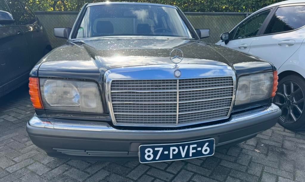 Mercedes 260 SE 1986, belastingvrij., Auto's, Automaat, Zwart, Zwart, Particulier