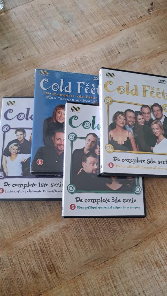 Dvd serie Cold feet. Seizoen 1,2,3,5., Alle leeftijden, Ophalen, Zo goed als nieuw, Komedie