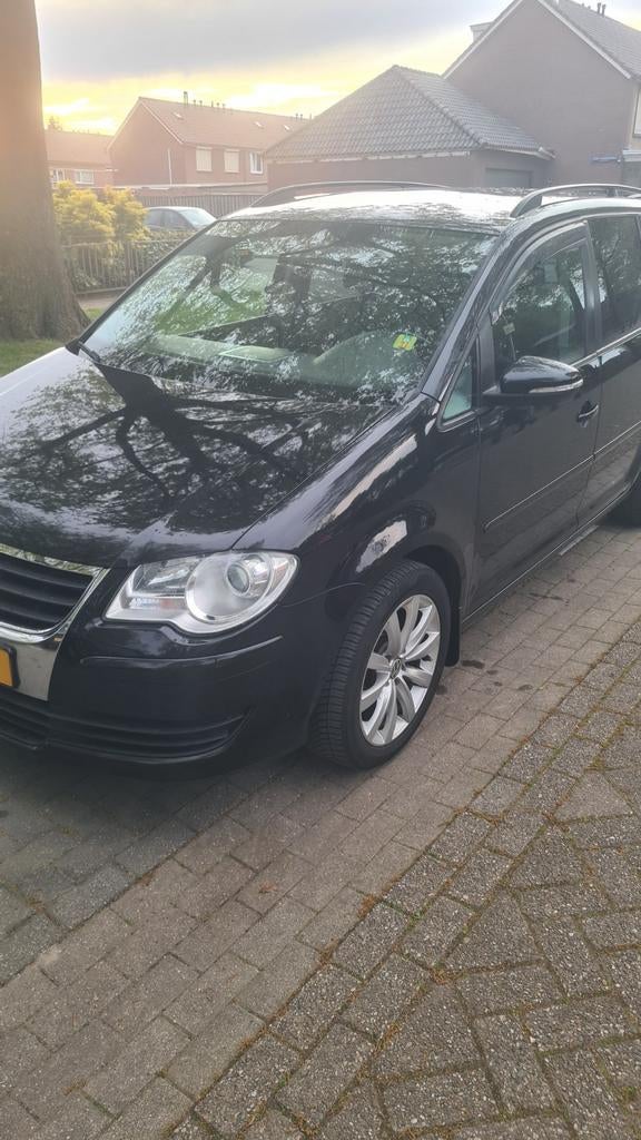 Volkswagen Touran 1.4 TSI 103KW DSG 2009 Zwart, Auto's, 1442 kg, 4 cilinders, Zwart, Particulier