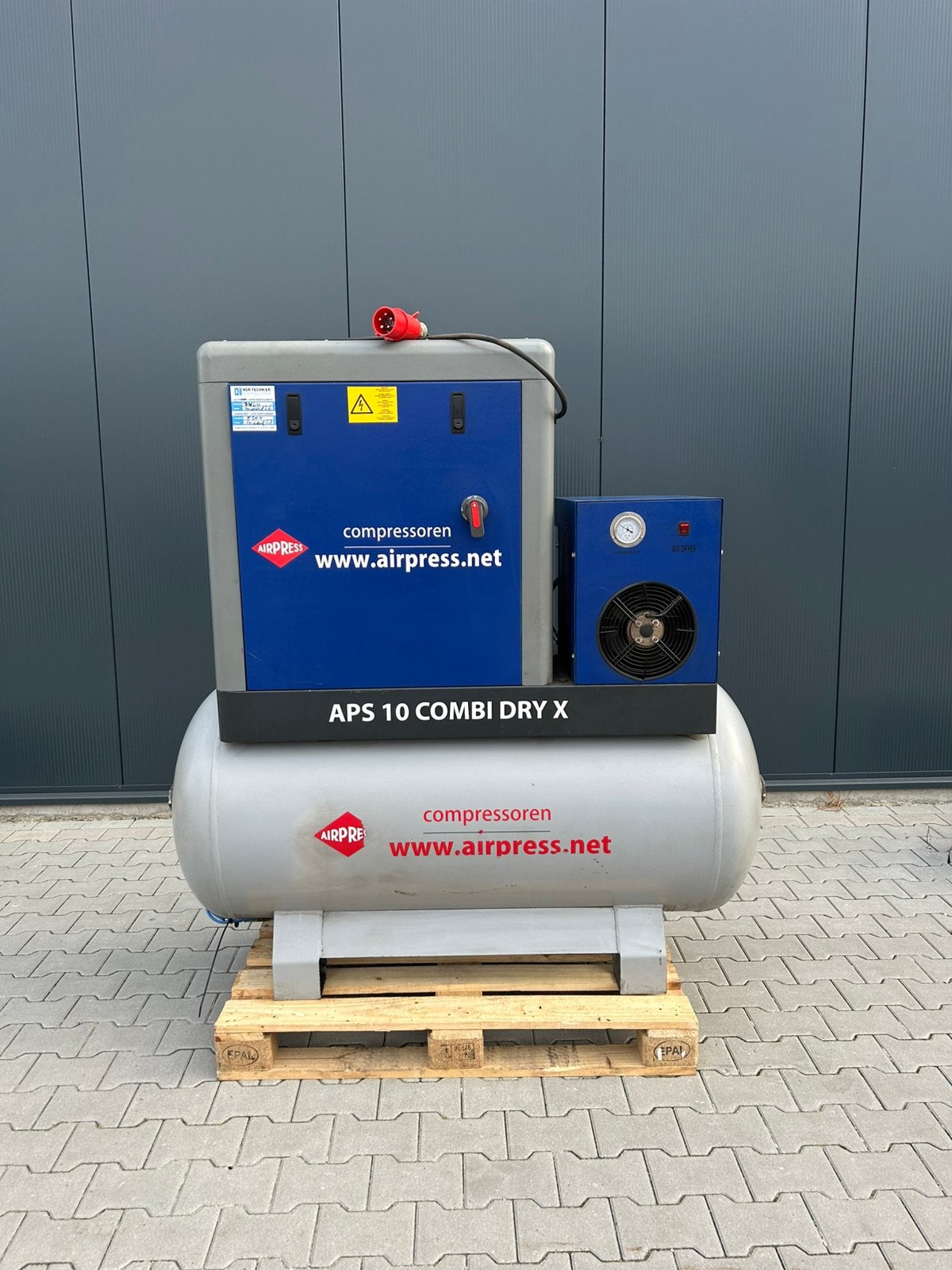 Gebruikte Schroefcompressor Airpress APS 10 CombiDry X, Ophalen, Geluidgedempt, Gebruikt, 800 liter/min of meer