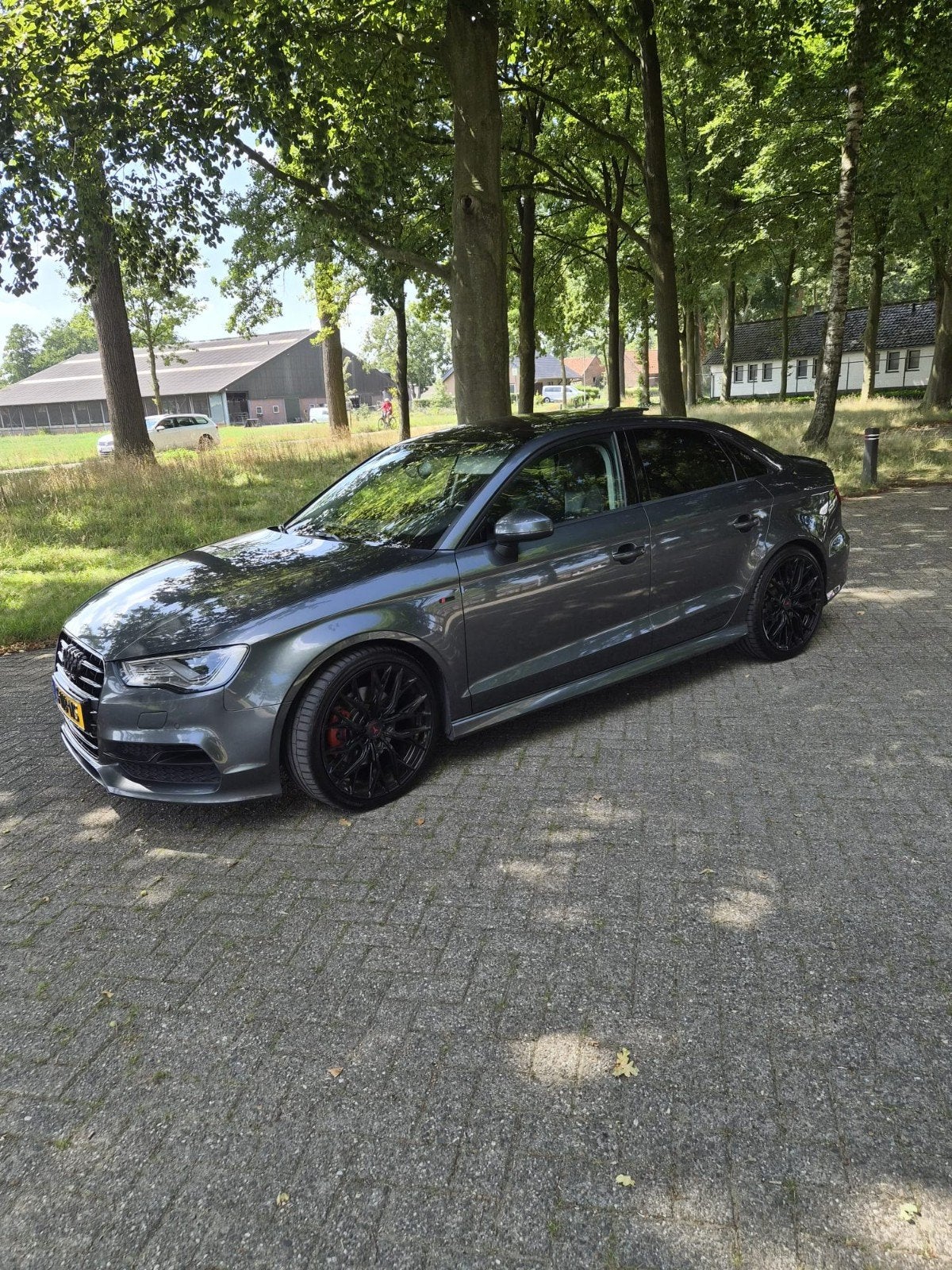 Audi A3 1.8TFSI 132KW Sedan Qua.s-tr 2014 Grijs, Auto's, Automaat, 4 cilinders, Leder en Stof, Vierwielaandrijving