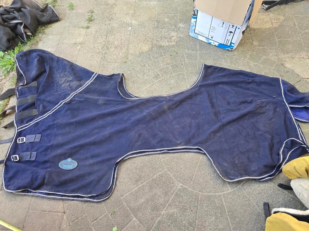 Vliegendeken uitrijdeken, Ophalen