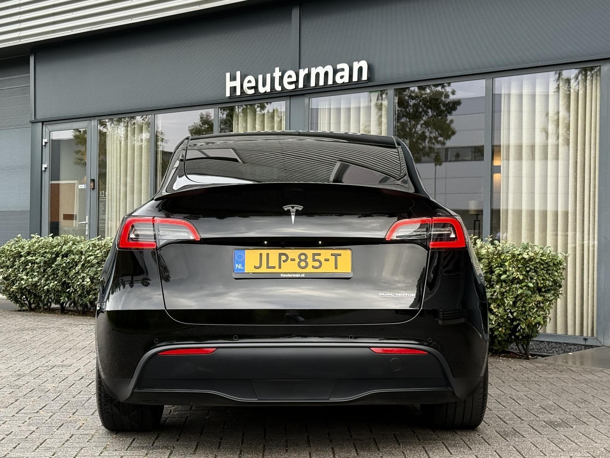 Foto 7 van Tesla Model Y Performance AWD/Pano/Autopilot