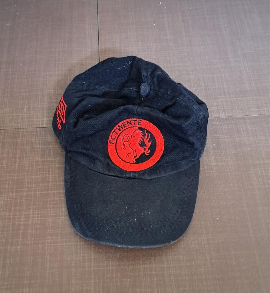 FC Twente junior pet, Ophalen of Verzenden, Zo goed als nieuw, F.C. Twente, Pet of Muts